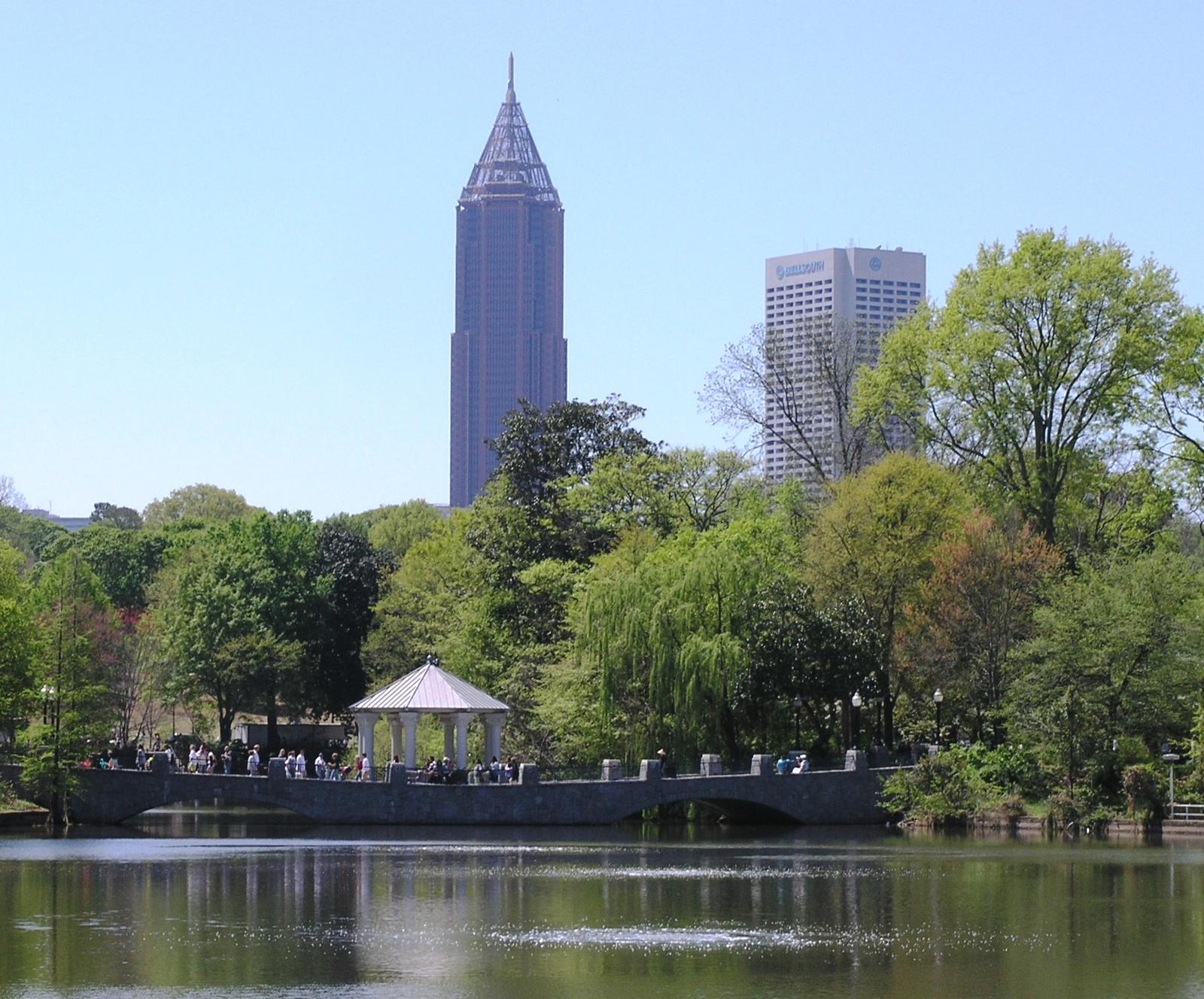 Atlanta's Dog Parks Transform Into Fitness Hubs for Pet Owners